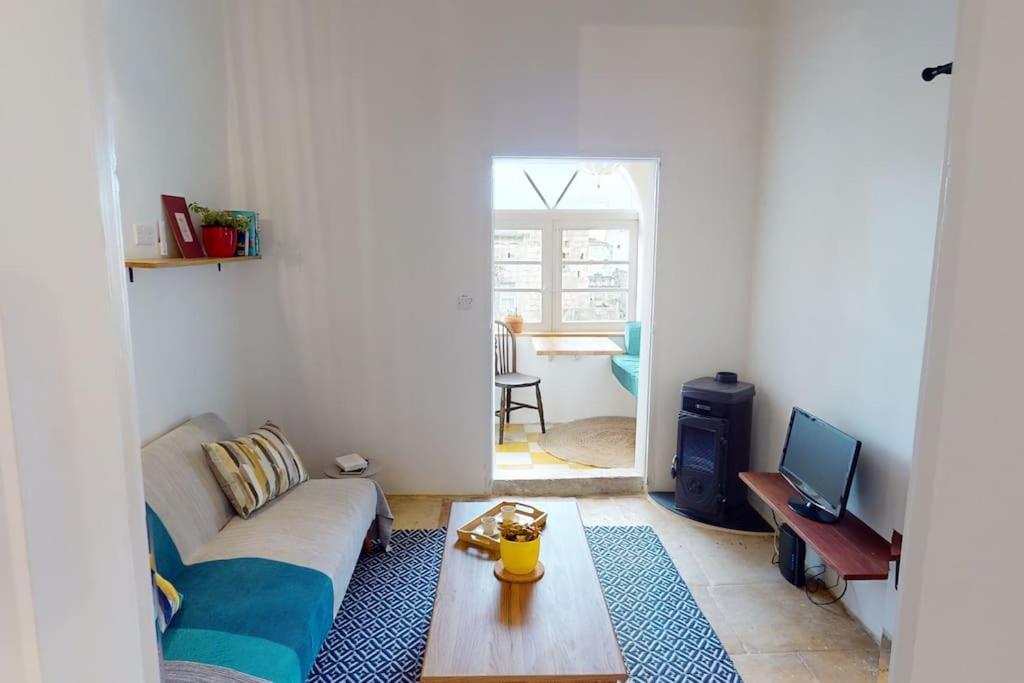 Narrow Street Suite Victoria Exterior photo